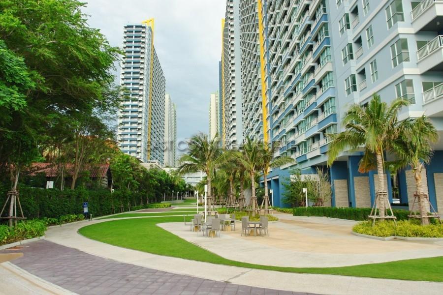 Lumpini Parkbeach Pattaya Pool View Jomtien Beach Dış mekan fotoğraf
